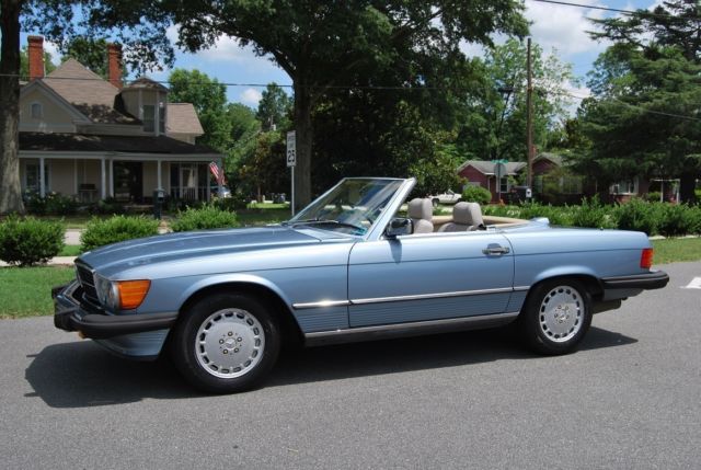 1987 Mercedes 560SL Roadster : 46,000 Original Miles : Family Owned : Beautiful 1987 Mercedes-Benz SL-Class Roadster