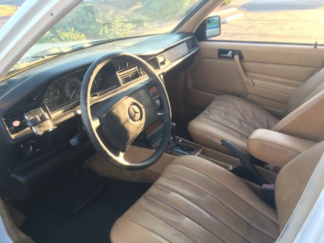 1987 Mercedes-Benz 190-Series - photo 2