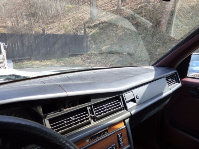 1987 Mercedes-Benz 190-Series 2.5 Turbo - photo 12