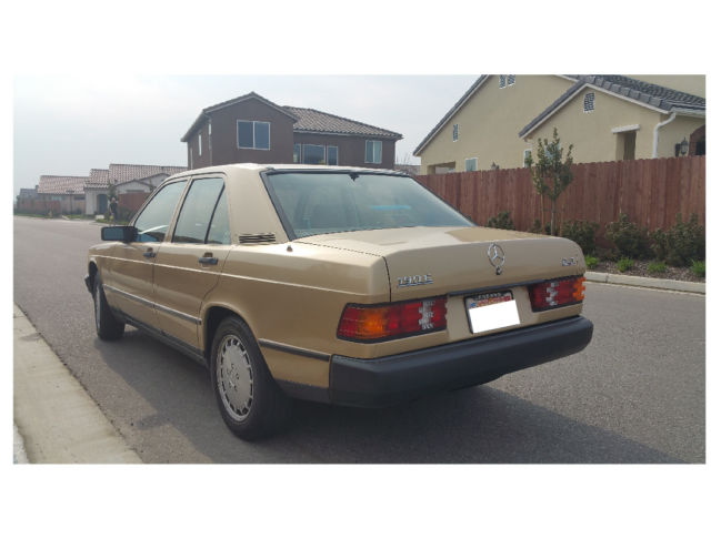 1987 Mercedes-Benz 190-Series - photo 3