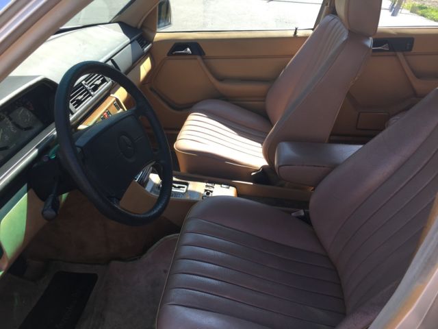 1987 Mercedes-Benz E-Class - photo 11