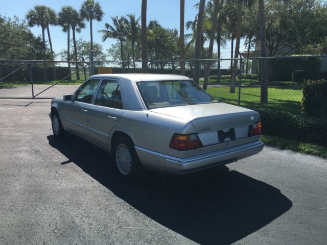 1987 Mercedes-Benz E-Class - photo 4