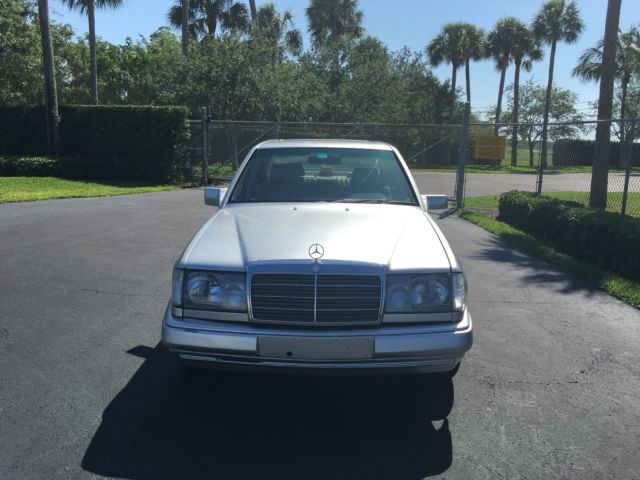 1987 Mercedes-Benz E-Class - photo 8