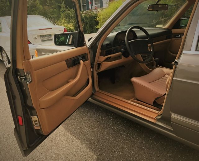 1987 Mercedes-Benz 300-Series 300 SDL - photo 8