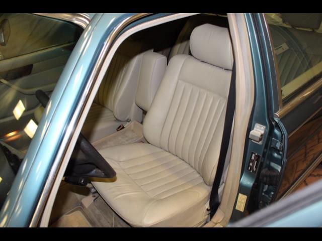 1987 Mercedes-Benz 300-Series 300 SDL - photo 13