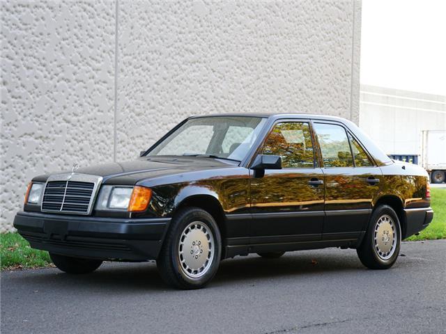 1987 Mercedes-Benz 300-Series 300E - photo 2