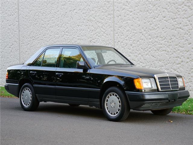 1987 Mercedes-Benz 300-Series 300E - photo 3