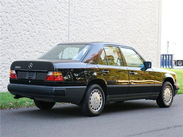 1987 Mercedes-Benz 300-Series 300E - photo 5