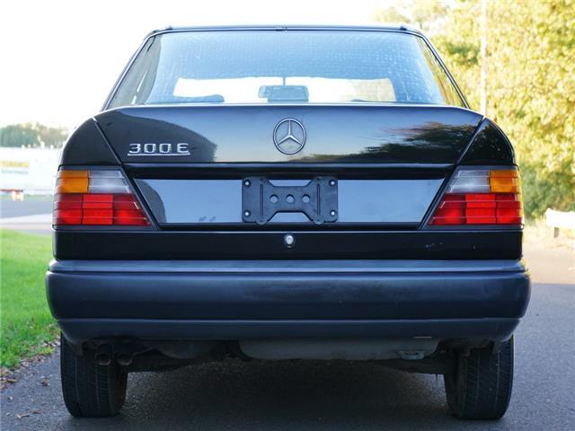1987 Mercedes-Benz 300-Series 300E - photo 7