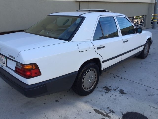 1987 Mercedes-Benz 300-Series - photo 3