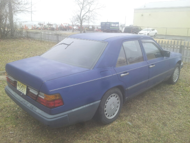 1987 Mercedes-Benz 300-Series 4 Door - photo 3