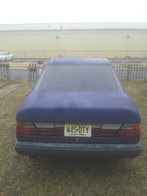 1987 Mercedes-Benz 300-Series 4 Door - photo 4
