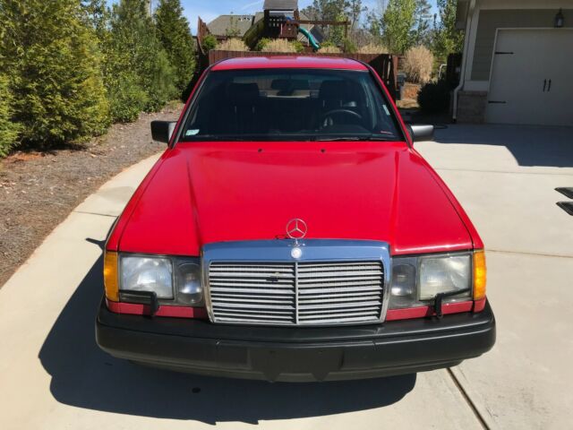 1987 Mercedes-Benz 300DT Turbo Diesel 1987 Mercedes-Benz 300-Series 300D Turbo Diesel 6-cylinder NO RESERVE AUCTION
