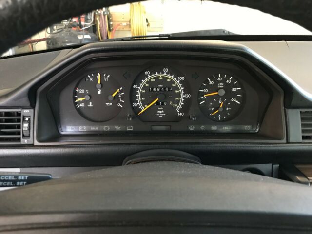 1987 Mercedes-Benz 300-Series 300D Turbo Diesel 6-cylinder NO RESERVE AUCTION - photo 10