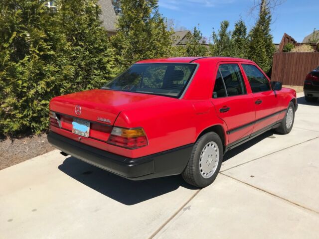 1987 Mercedes-Benz 300-Series 300D Turbo Diesel 6-cylinder NO RESERVE AUCTION - photo 4