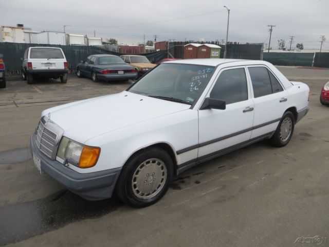 1987 Mercedes-Benz 300-Series 4 Dr - photo 5