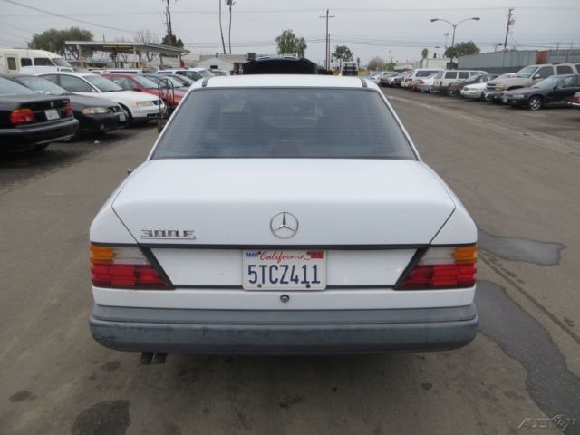 1987 Mercedes-Benz 300-Series 4 Dr - photo 6