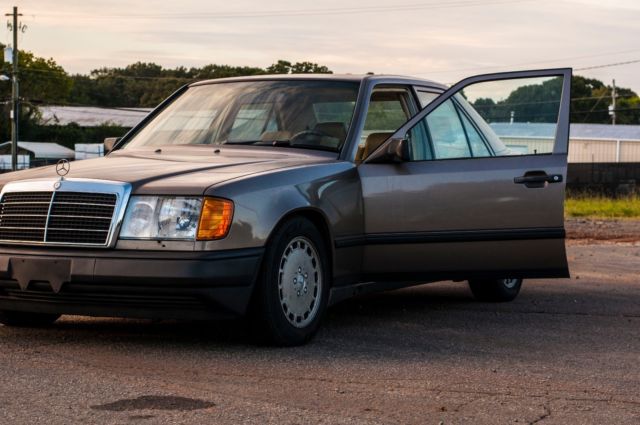 1987 Mercedes-Benz 300-Series - photo 5