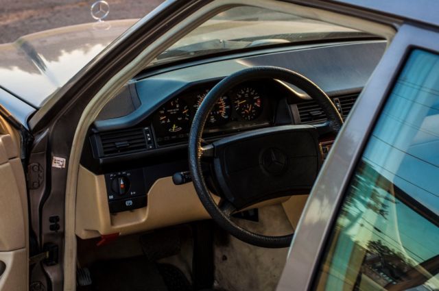 1987 Mercedes-Benz 300-Series - photo 8