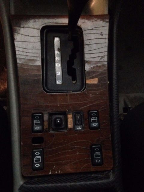 1987 Mercedes-Benz 300-Series Base Sedan 4-Door - photo 12