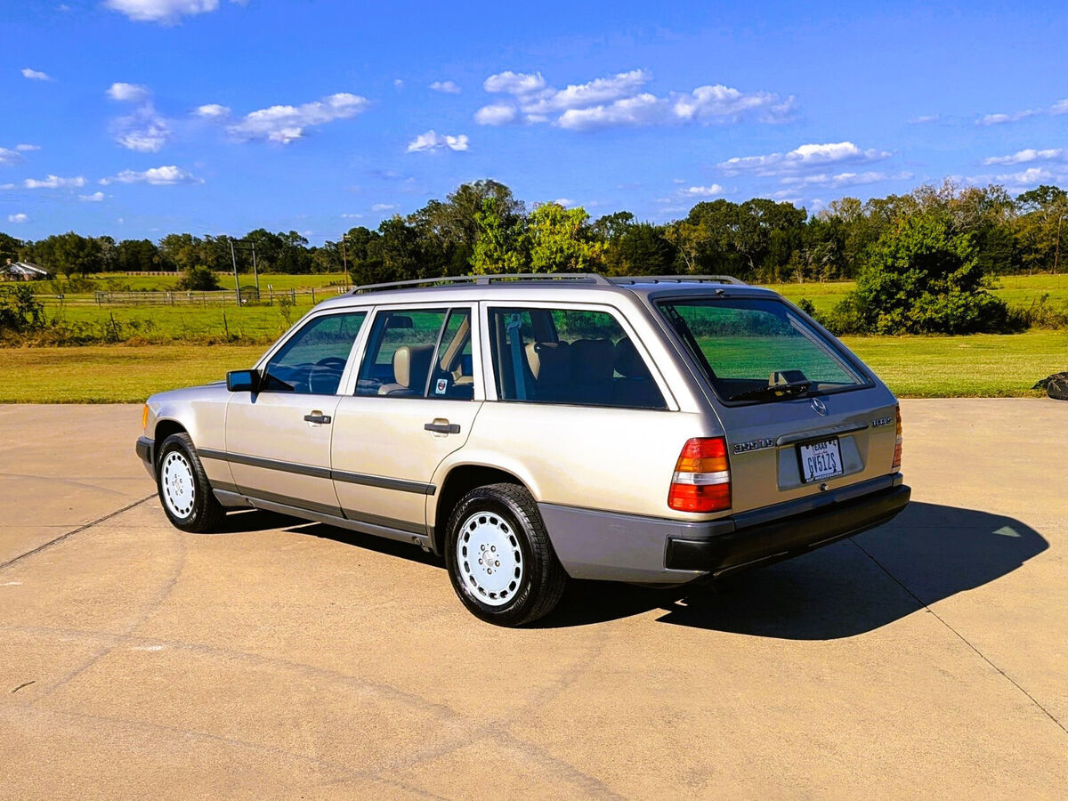 1987 Mercedes-Benz 300-Series - photo 3