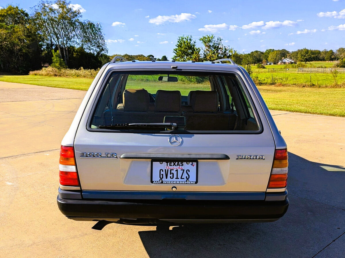 1987 Mercedes-Benz 300-Series - photo 4