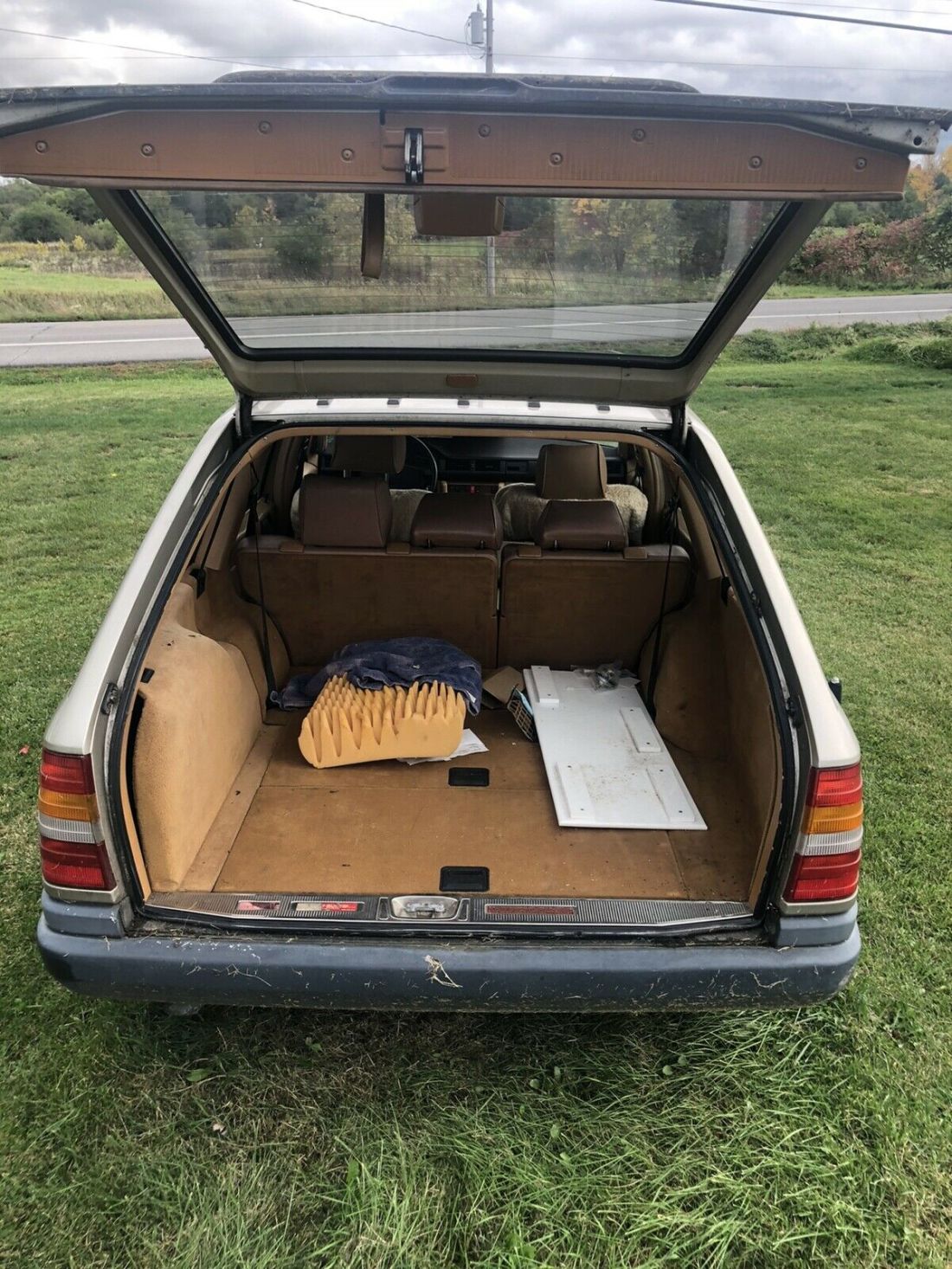 1987 Mercedes-Benz 300TD TDT - photo 6