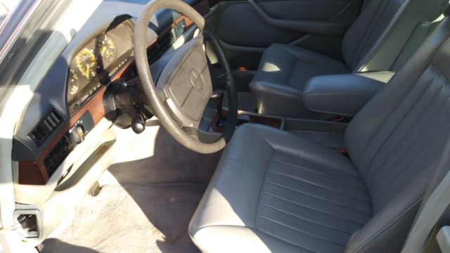 1987 Mercedes-Benz 400-Series - photo 5