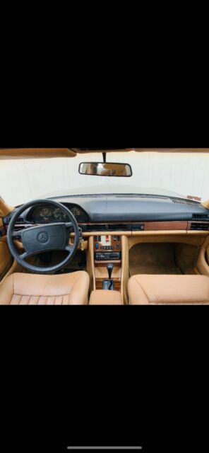1987 Mercedes-Benz 400-Series - photo 10