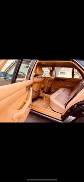 1987 Mercedes-Benz 400-Series - photo 11