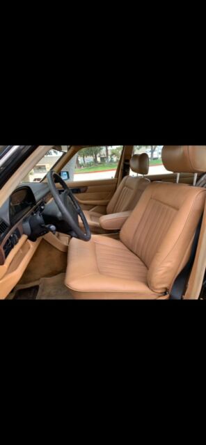 1987 Mercedes-Benz 400-Series - photo 9