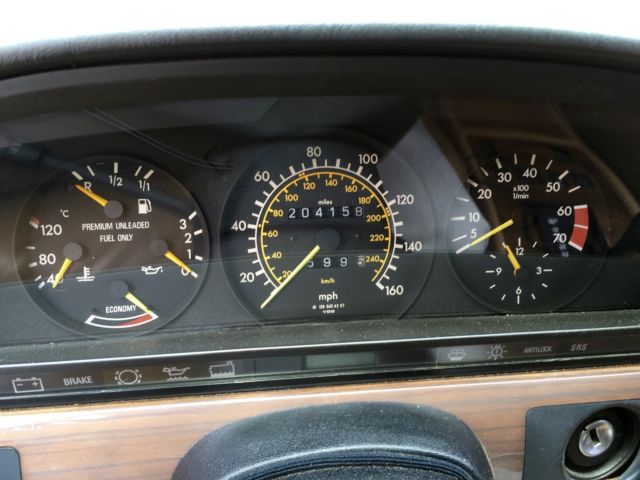 1987 Mercedes-Benz 400-Series Base Sedan 4-Door - photo 10