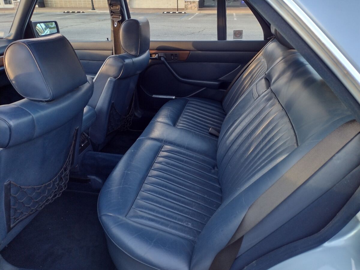 1987 Mercedes-Benz 400-Series SEL - photo 6