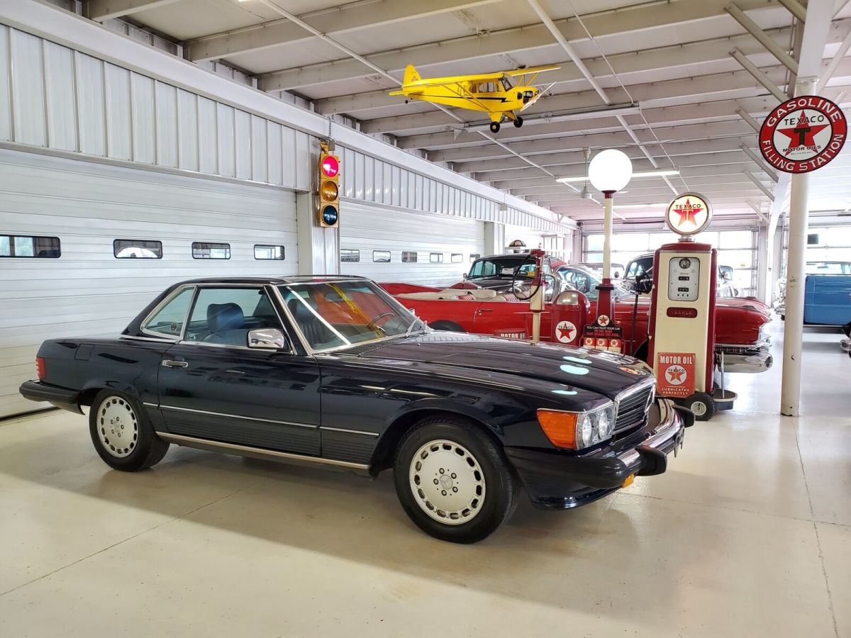 1987 Mercedes-Benz 560-Class 560 SL 1987 Mercedes-Benz 500-Series 560 SL