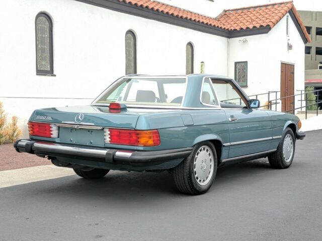 1987 Mercedes-Benz SL-Class 560 SL 2dr Convertible - photo 4