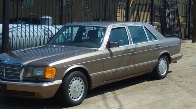 1987 Mercedes Benz 560 SEL Gold w/ Choc. NO RESERVE 1987 Mercedes-Benz 500-Series Base Sedan 4-Door