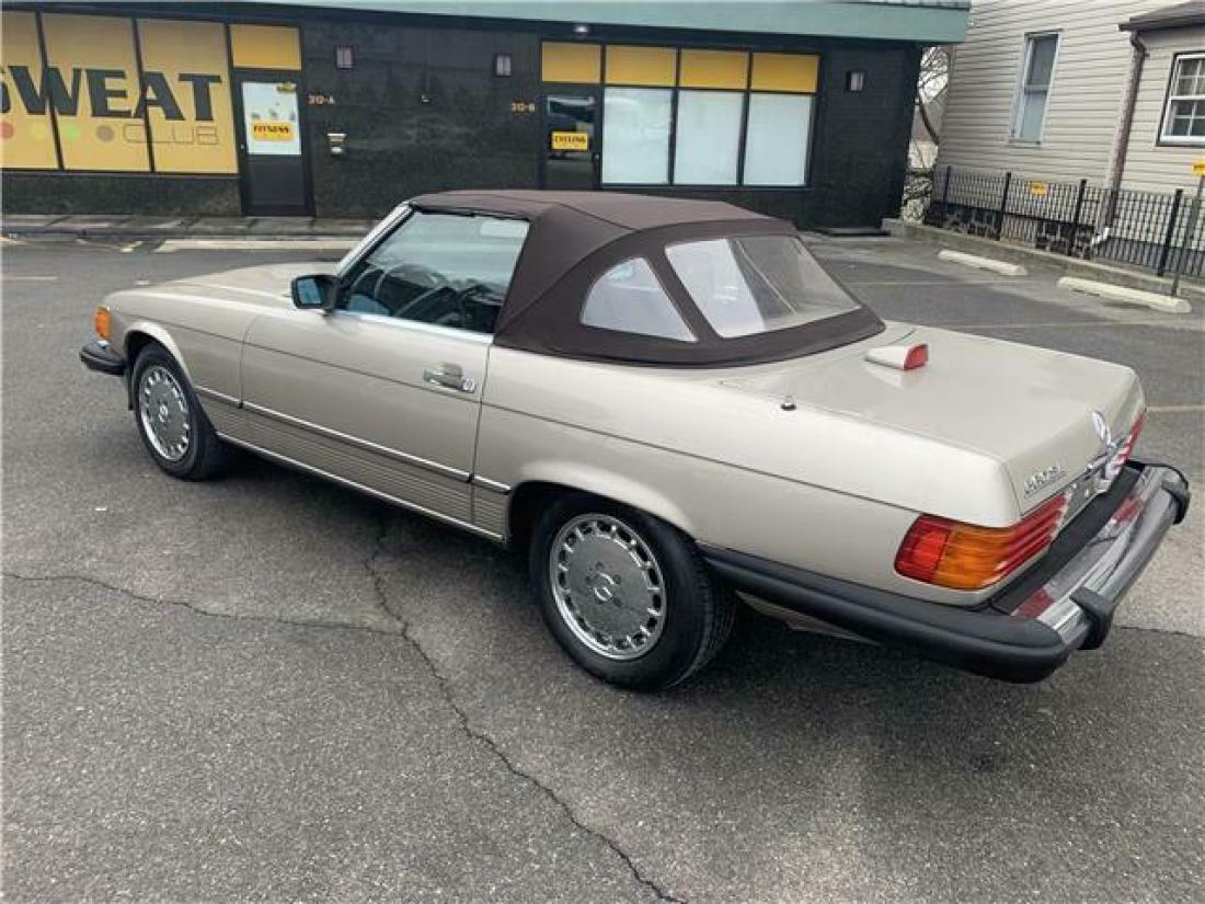 1987 Mercedes-Benz 500-Series 560SL - photo 3