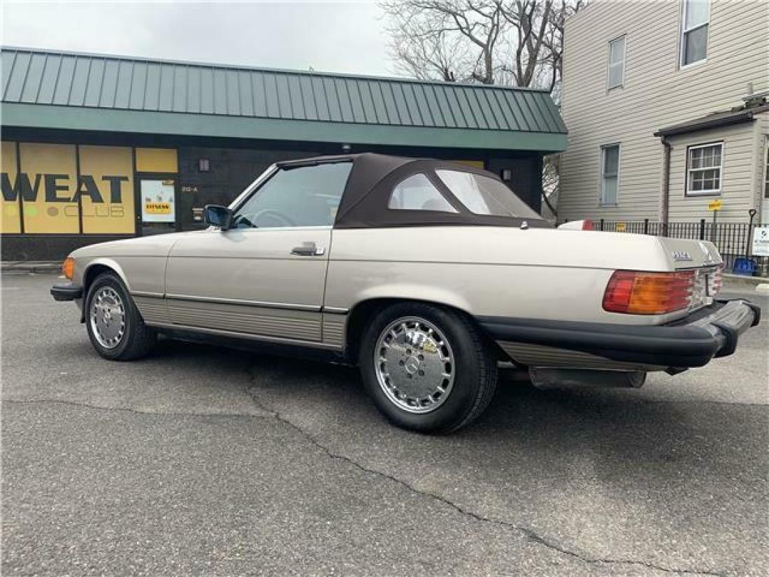 1987 Mercedes-Benz 500-Series 560SL - photo 4