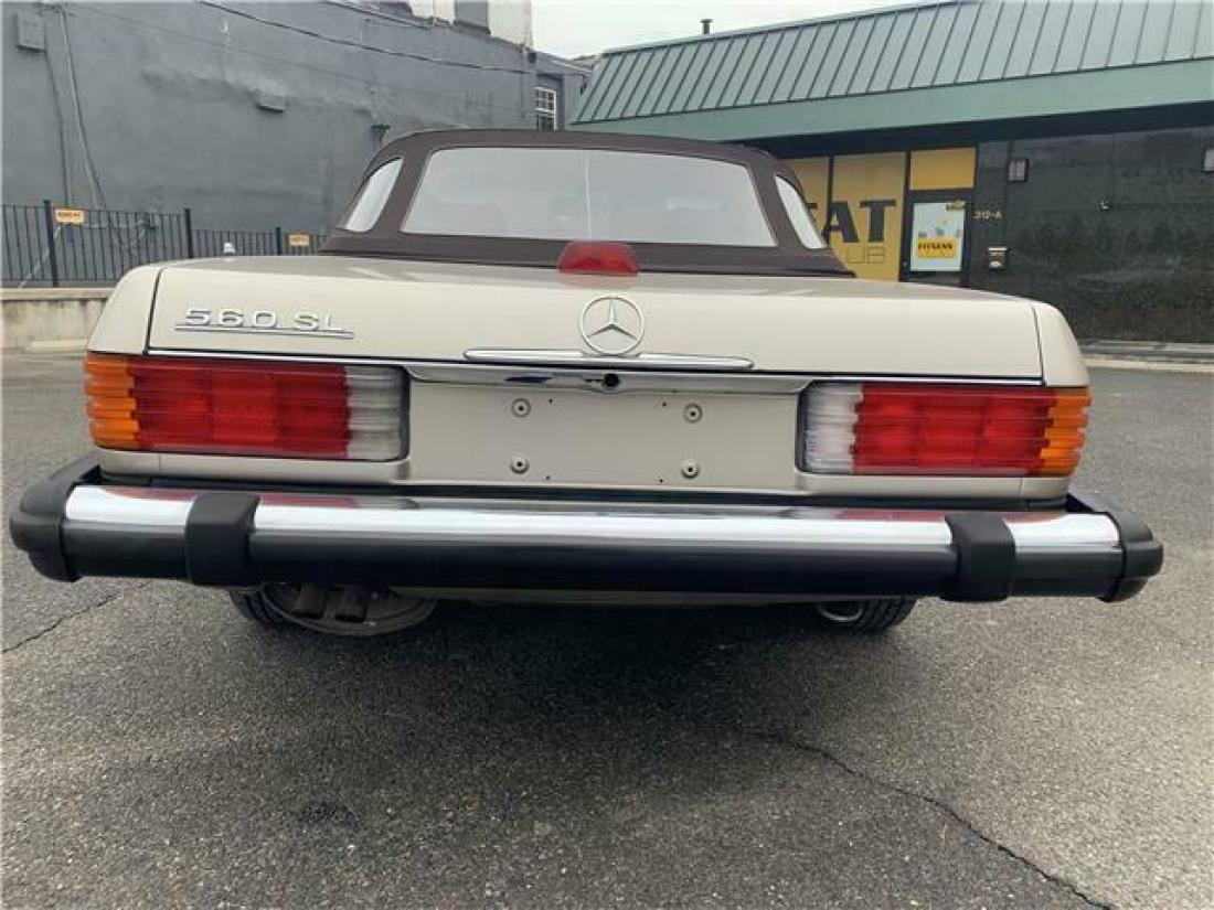 1987 Mercedes-Benz 500-Series 560SL - photo 6