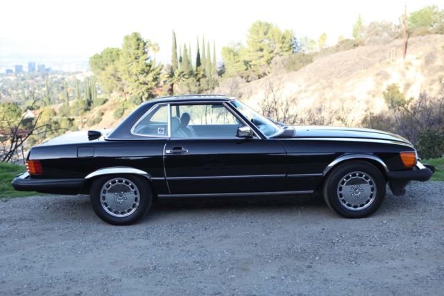 1987 Mercedes-Benz 500-Series 560SL - photo 2