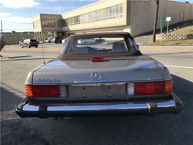 1987 Mercedes-Benz 500-Series 560SL - photo 8