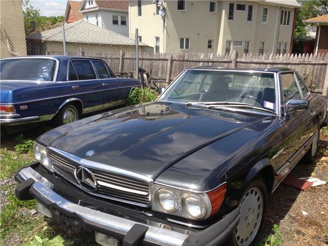 1987 Mercedes-Benz 500-Series 560SL