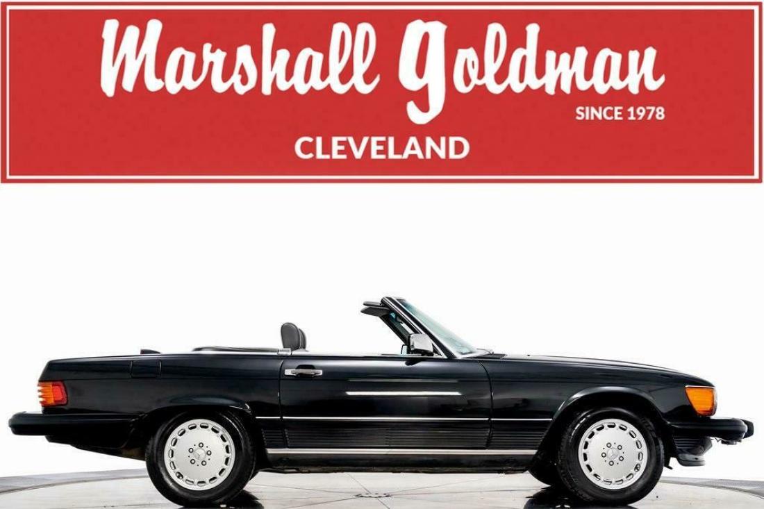 1987 Mercedes-Benz 560 SL 2D Convertible 5.6L SOHC V8 4-Speed Automatic 1987 Mercedes-Benz SL-Class