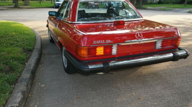 1987 Mercedes-Benz SL-Class 560 SL 2dr Convertible - photo 10