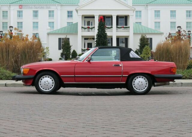 1987 Mercedes-Benz SL-Class 560 SL 2dr Convertible - photo 2