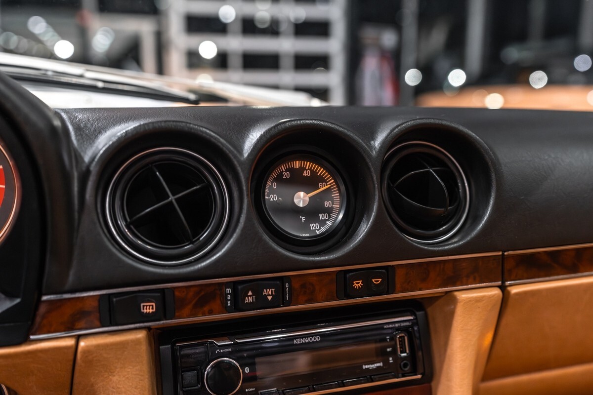 1987 Mercedes-Benz SL-Class Convertible Stunning Color Combo! Collector-Qualit - photo 13