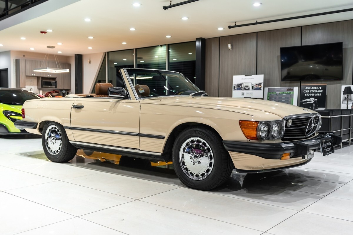 1987 Mercedes-Benz SL-Class Convertible Stunning Color Combo! Collector-Qualit - photo 5