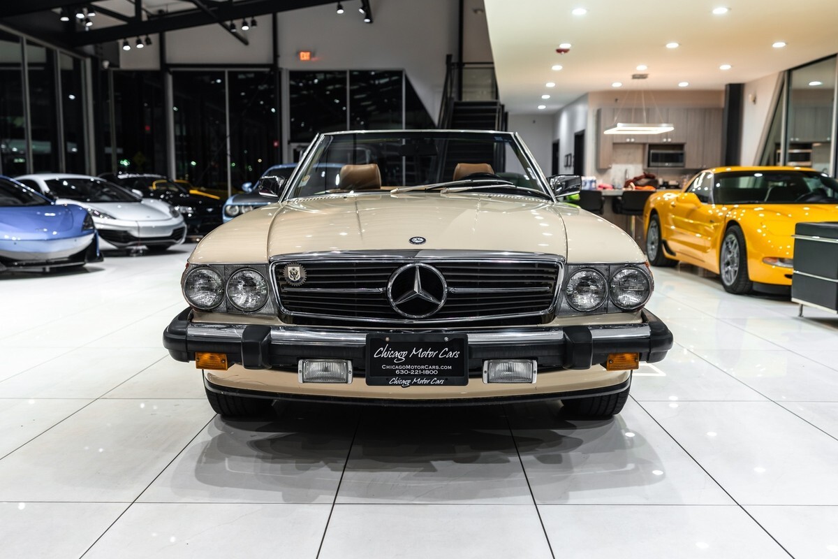 1987 Mercedes-Benz SL-Class Convertible Stunning Color Combo! Collector-Qualit - photo 6