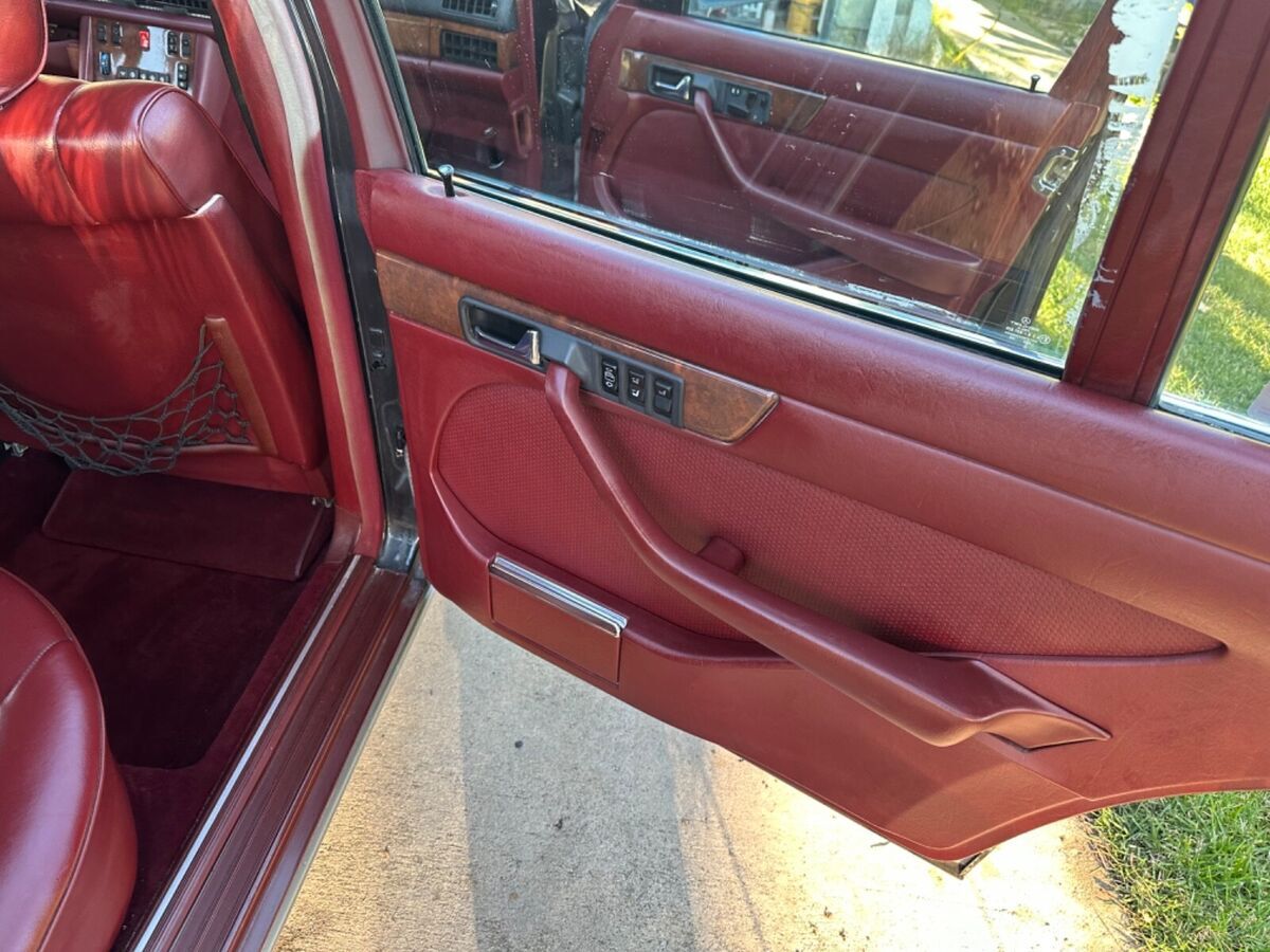 1987 Mercedes-Benz 560SEL - photo 12