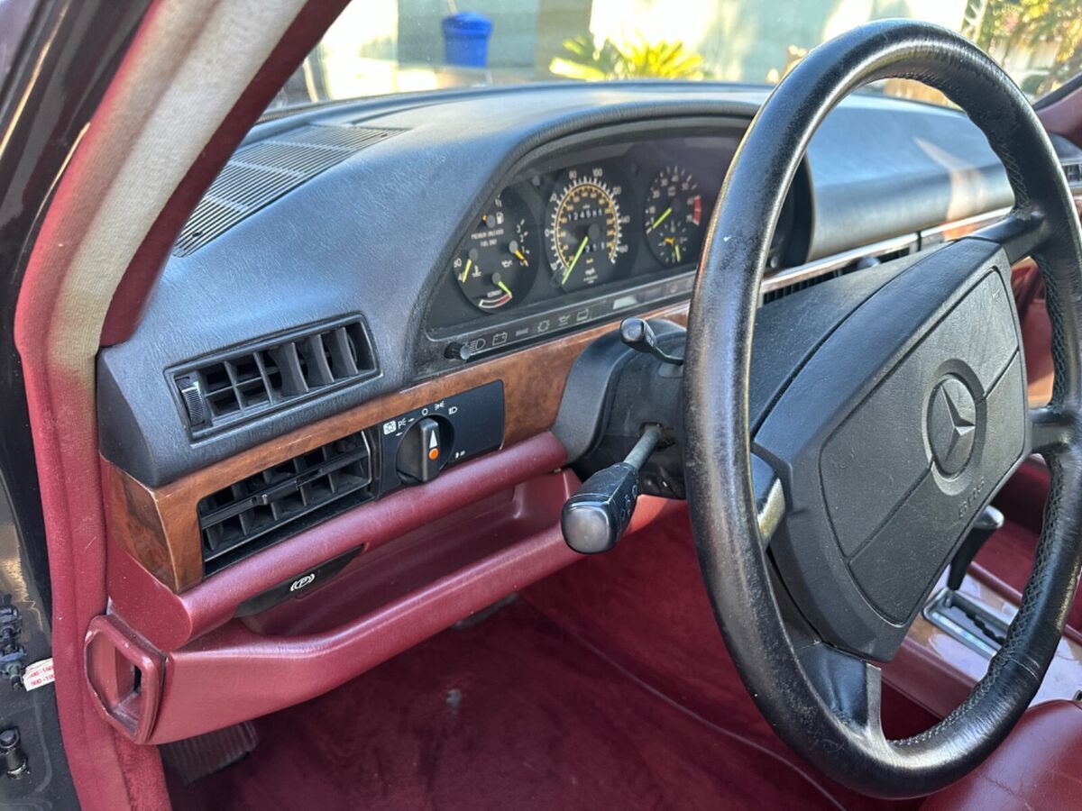 1987 Mercedes-Benz 560SEL - photo 8